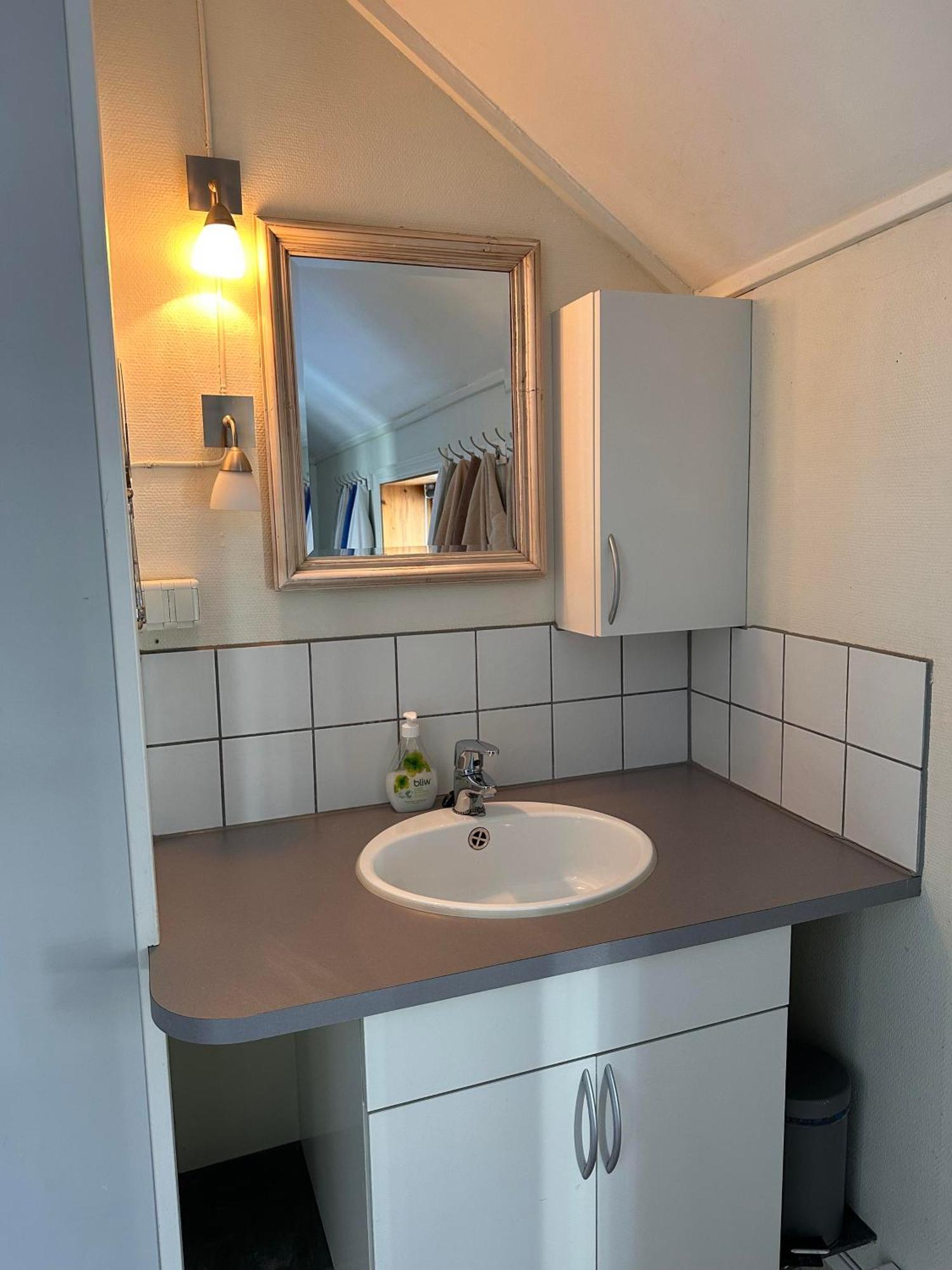 Tidligere Stall Omgjort Til Koselig Hjem I Sentrum Tromso Exterior photo