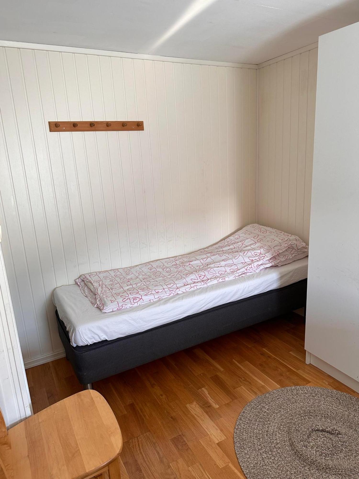 Tidligere Stall Omgjort Til Koselig Hjem I Sentrum Tromso Exterior photo