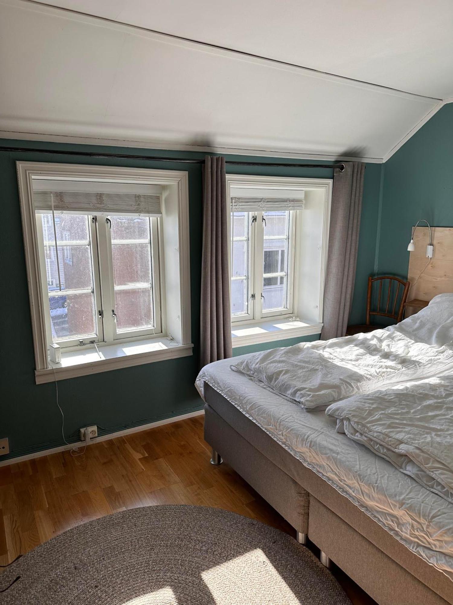 Tidligere Stall Omgjort Til Koselig Hjem I Sentrum Tromso Exterior photo